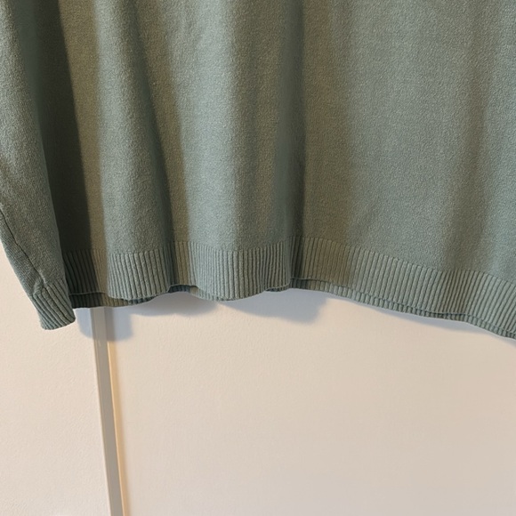 Short sleeved loose fit sweater - Picture 2 of 6